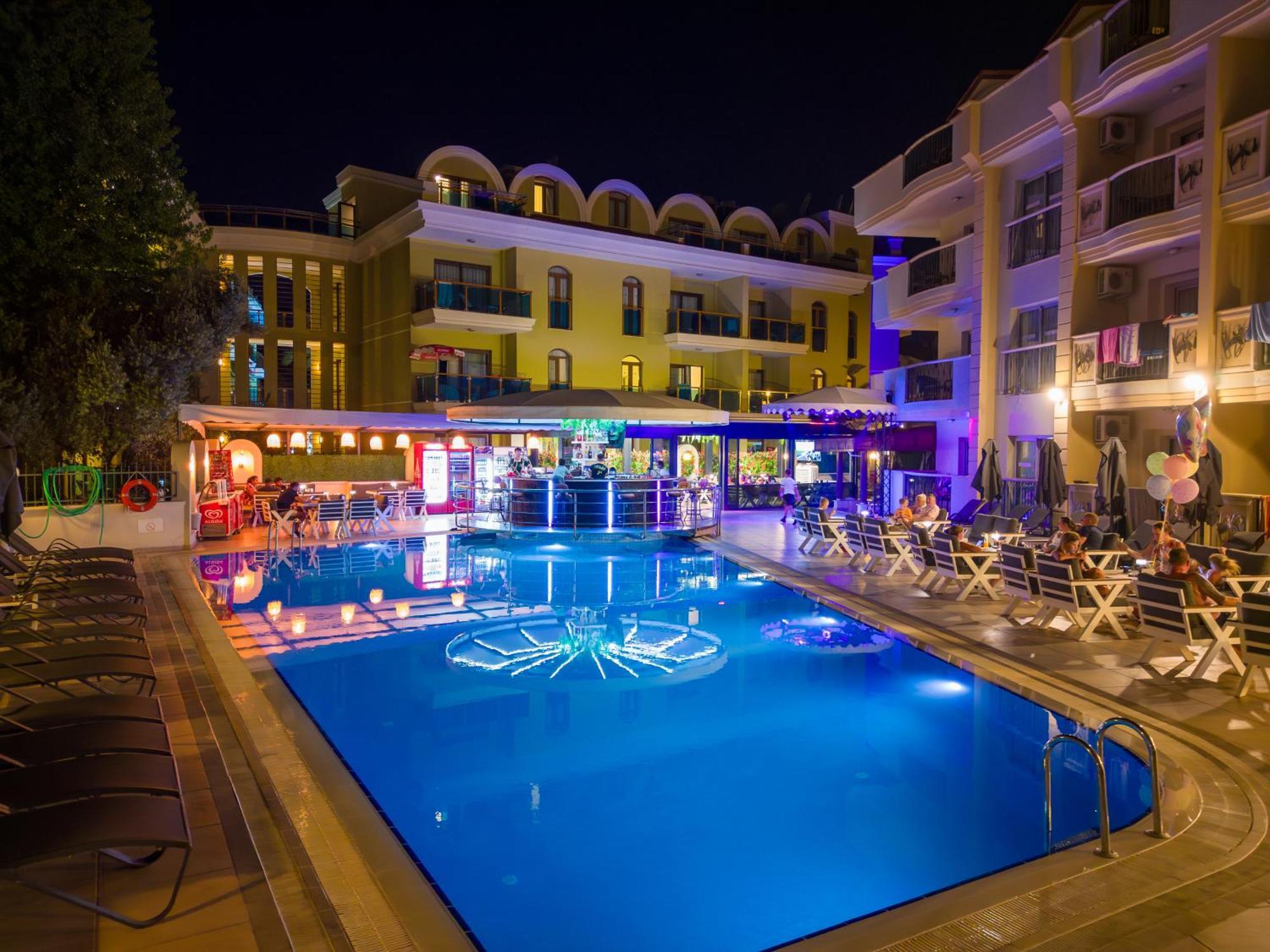 Club Karakas Apart Otel Marmaris Exterior foto